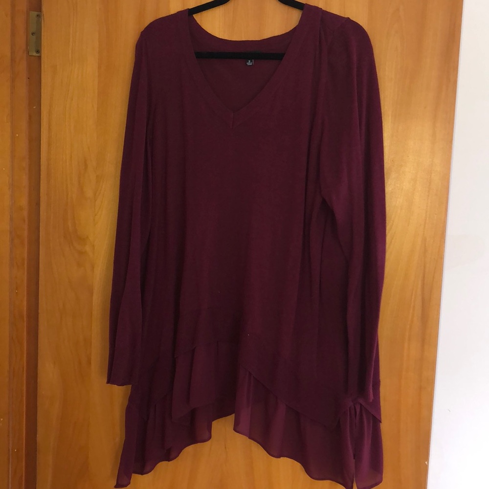 Burgundy light sweater